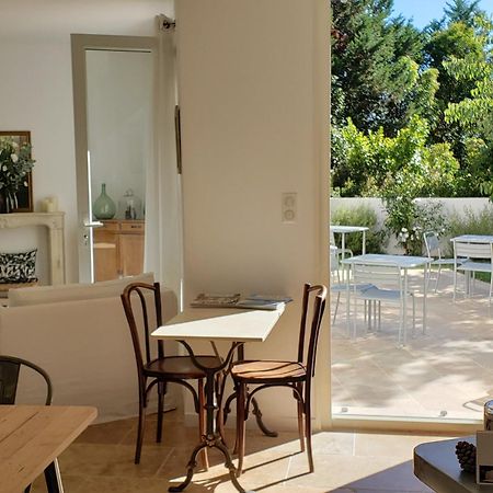 La Bastide D'Alix Bed & Breakfast Éguilles Dış mekan fotoğraf